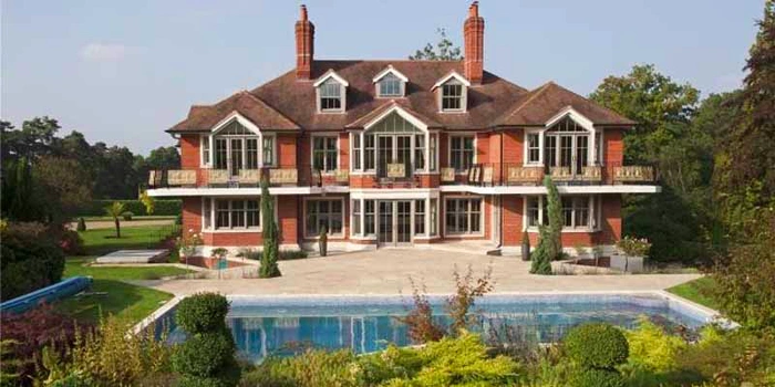 Tom Cruise Sussex Estate in England