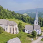 Architect Jackson designing a modern mountain home with stunning views of the Tetons. Architectural Styles
