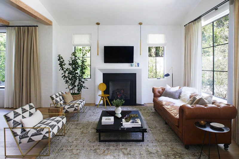 Styling Leather Furniture in Living Rooms