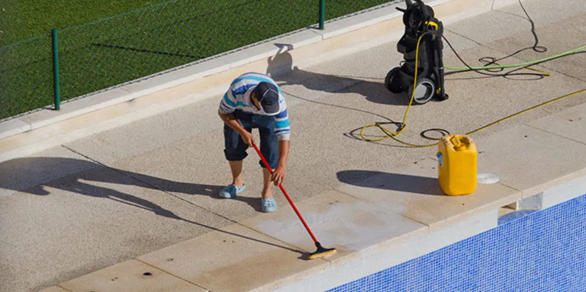 Clean a Concrete Pool Deck