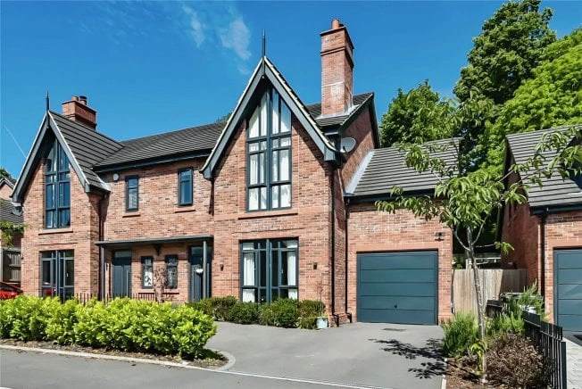 Manchester City Center House