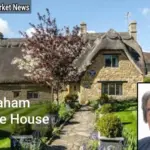 Graham Greene House - Historic Grade II listed thatched cottage in Chipping Campden where novelist Graham Greene lived and wrote from 1931-1933.