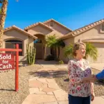 Tucson cash home buyer helping homeowner sell house fast for cash in Arizona